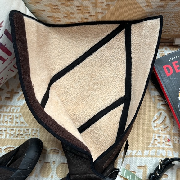 Vibram Shearling Furoshiki HBoots - Picture 8 of 10